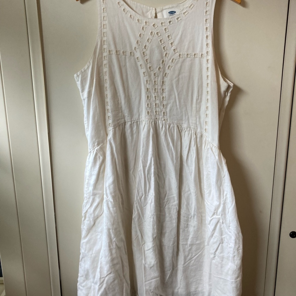 Old Navy White Sleeveless Mini Dress